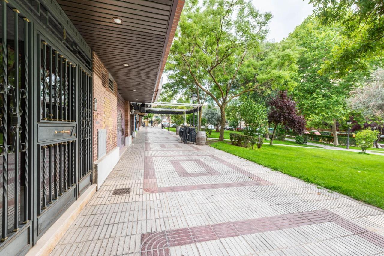 Bonita Con Balcon Privatunterkunft *